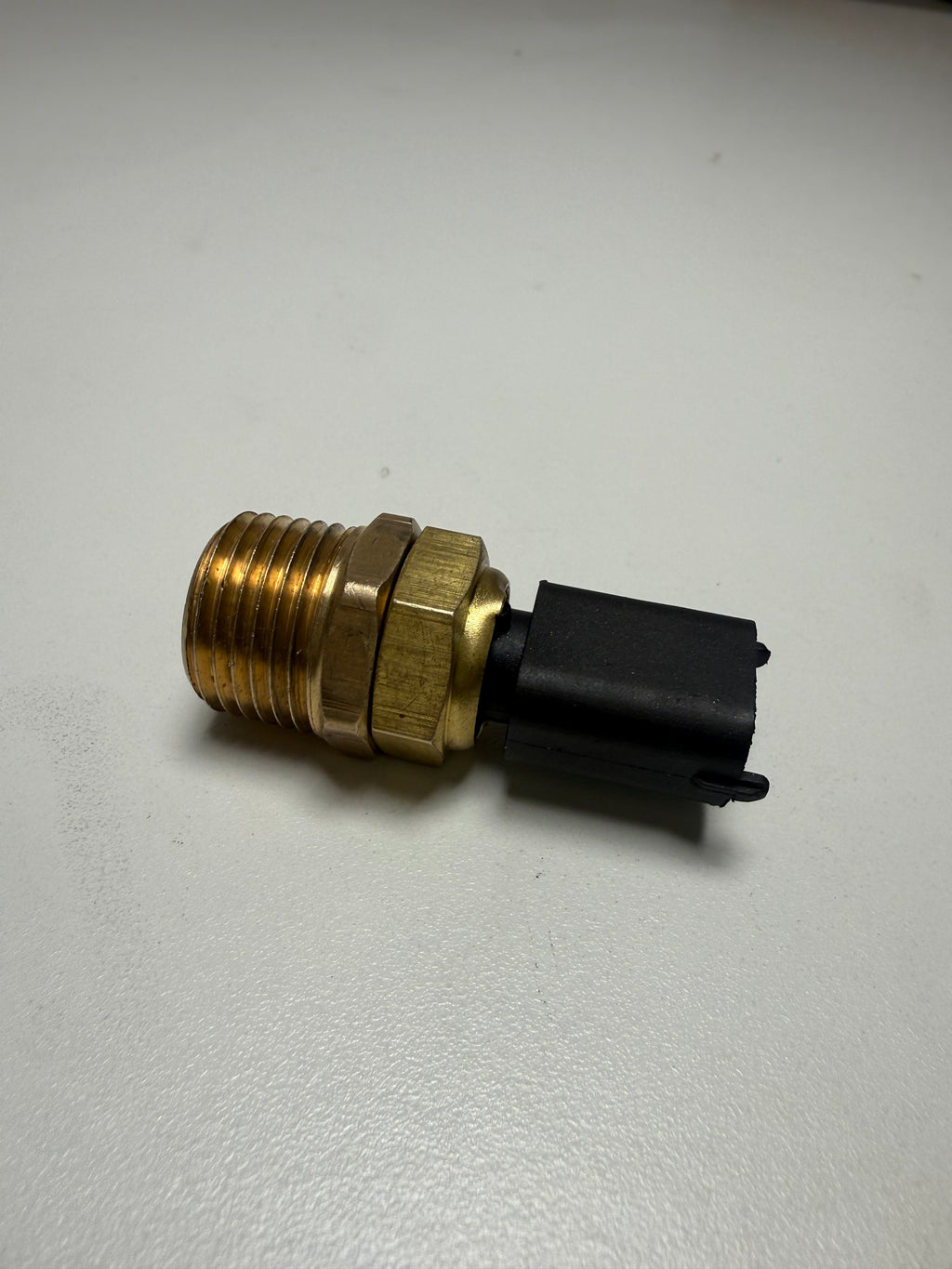 1/2 NPT-M12x1.5 sensor adapter bushings