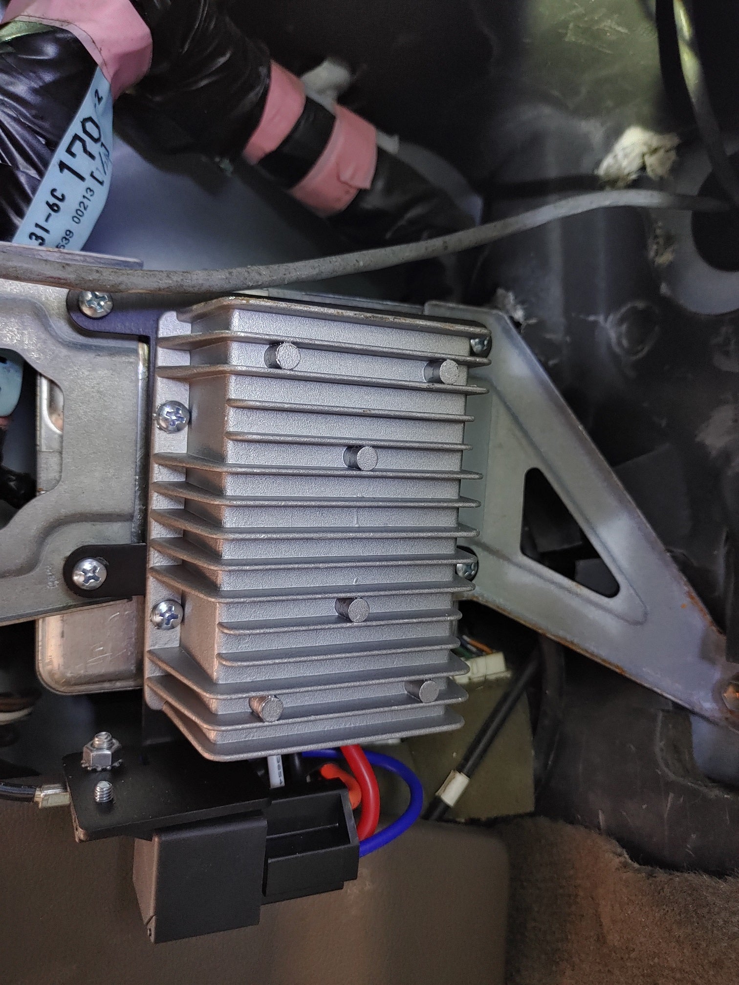 Window Rocket 80 series Land Cruiser With ABS Brakes
